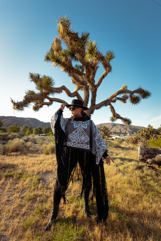 Aztec LUX Poncho Black